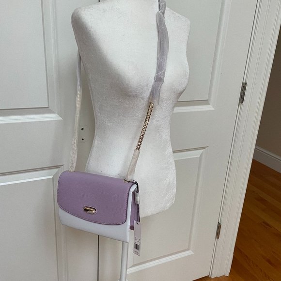 Leather Crossbody With Chain Strap from MARC JACOBS - Picture 6 of 9